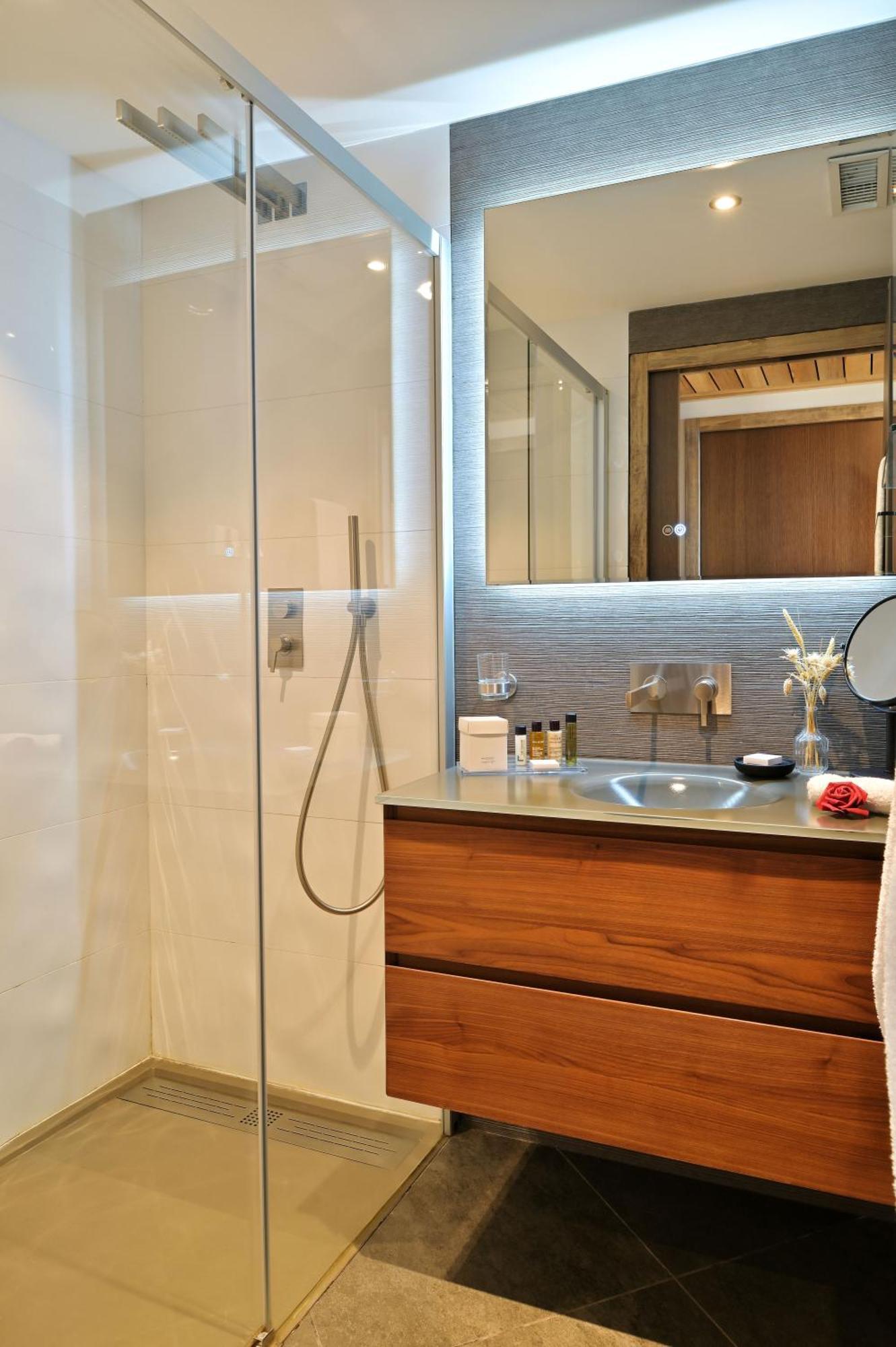 Hotel Le Week End Ajaccio  Bagian luar foto