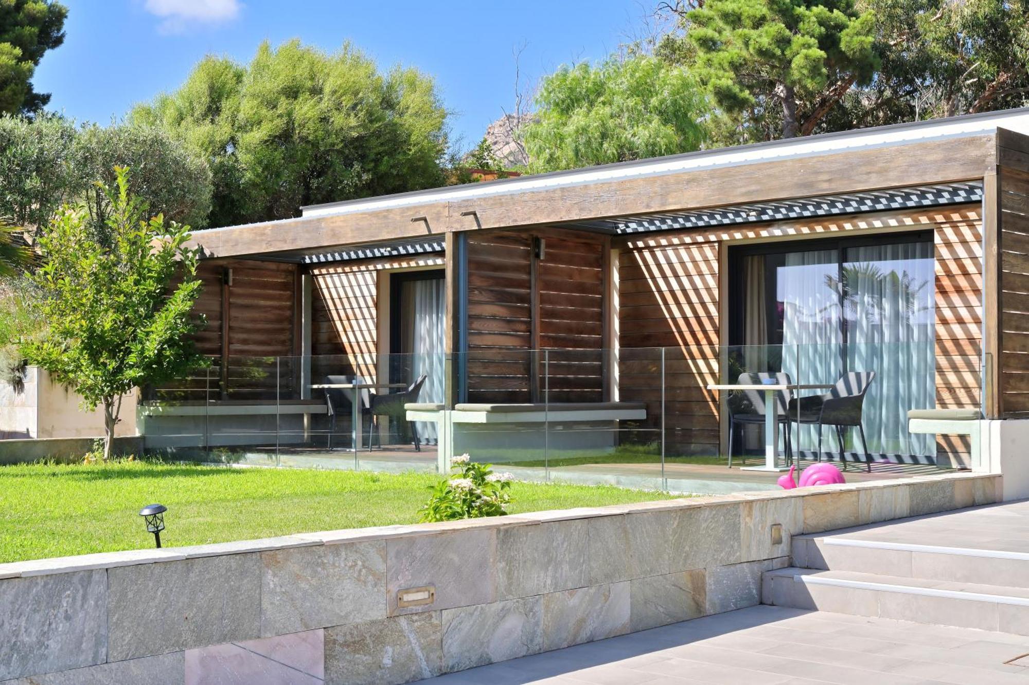 Hotel Le Week End Ajaccio  Bagian luar foto