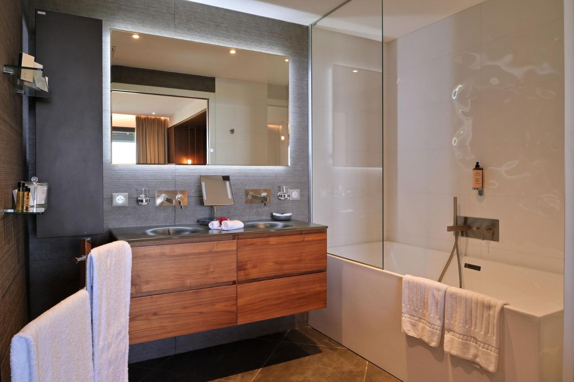 Hotel Le Week End Ajaccio  Bagian luar foto